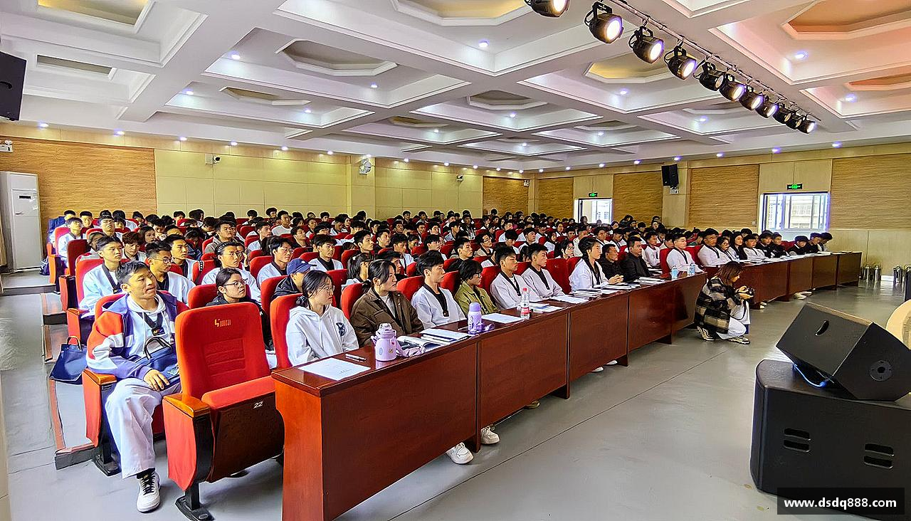 球速体育平台激情碰撞，梦想闪耀！